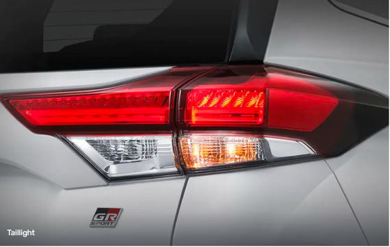 FWD Drive سيارات مستعملة مملوكة 2685 مم بقاعدة عجلات كهربائية SUV فاخرة 175 كم / ساعة