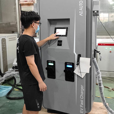120kw معدات توريد المركبات الكهربائية التجارية IP55 EV DC شاحن سريع 60HZ