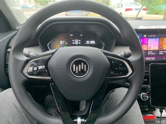 Weima E5 Pure Electric Vehicle Multicolor 170km / h New Energy Electric Car