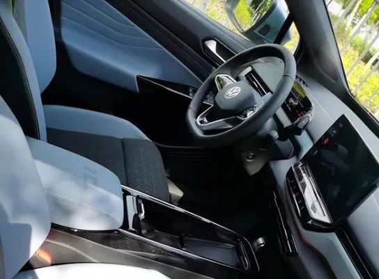 0.67h سريع الشحن سيارة كهربائية طويلة المدى 425 كم VW ID 4X طاقة جديدة