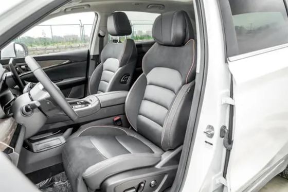 Automobile EV سيارة صغيرة Skyworth EV6 FF Layout Drive 5 Seater Car SUV 150km / h