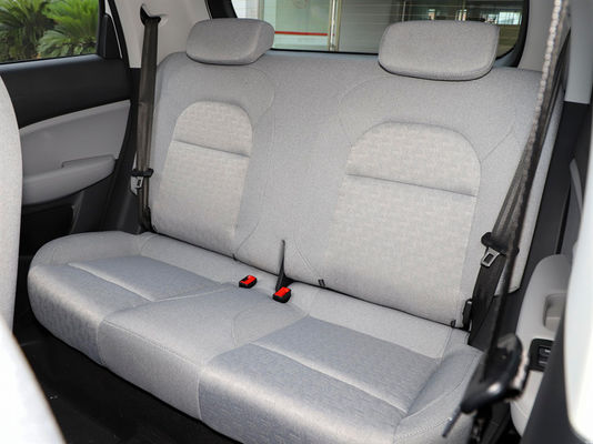 Automobile EV سيارة صغيرة Skyworth EV6 FF Layout Drive 5 Seater Car SUV 150km / h