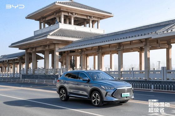 سيارات كهربائية صديقة للبيئة AWD