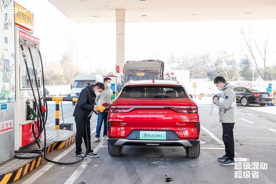 سيارات كهربائية صديقة للبيئة AWD