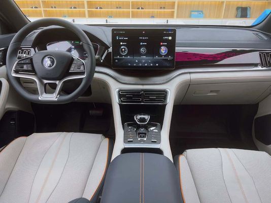 سيارات كهربائية صديقة للبيئة AWD