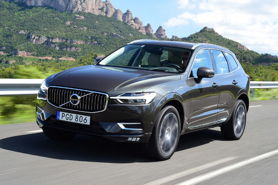 4 عجلات سيارات كهربائية متوسطة 4WD 180Km / H Max Power 184KW Volvo XC60 B5