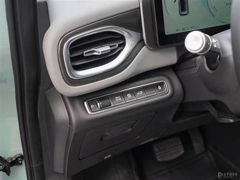 اليد اليسرى AION V سيارة كهربائية 500 كيلومتر المدى 5 مقاعد سيارة الدفع الرباعي للبالغين المراهقين