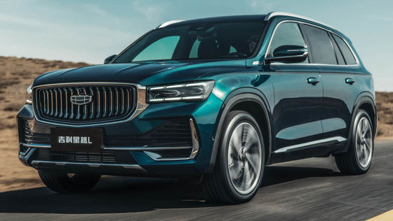 جيلي Xingyue L SUV للسيارات الكهربائية AWD PHEV Left Drive سيارة كهربائية 215 كم / ساعة