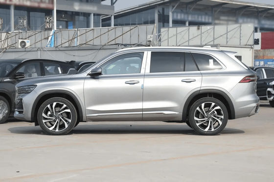 جيلي Xingyue L SUV للسيارات الكهربائية AWD PHEV Left Drive سيارة كهربائية 215 كم / ساعة