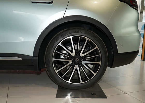 السيارات الكهربائية عالية السرعة سيارات الدفع الرباعي الطاقة الجديدة Lingpao C11 للبالغين