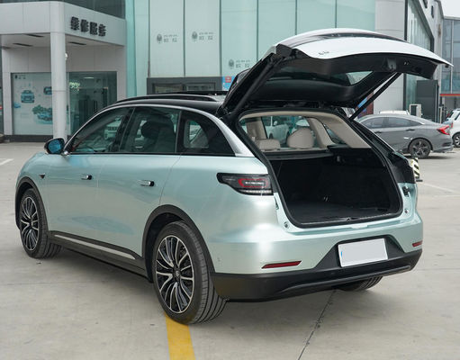 السيارات الكهربائية عالية السرعة سيارات الدفع الرباعي الطاقة الجديدة Lingpao C11 للبالغين