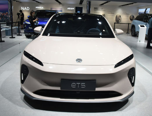 سيارات كهربائية عالية الأداء 200 كم / ساعة Nio ET5 سيارات السيدان الكهربائية الفاخرة ذات المقود الأيسر