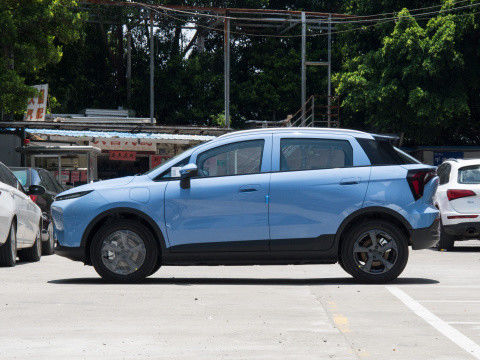 سيارات كهربائية صغيرة SUV صديقة للبيئة Geely Geometry E 320km 401km 5 Doors 5 Seaters