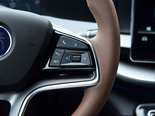 سيارات كهربائية متوسطة الحجم 400 كم