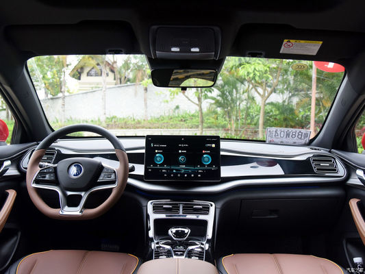 سيارات كهربائية متوسطة الحجم 400 كم