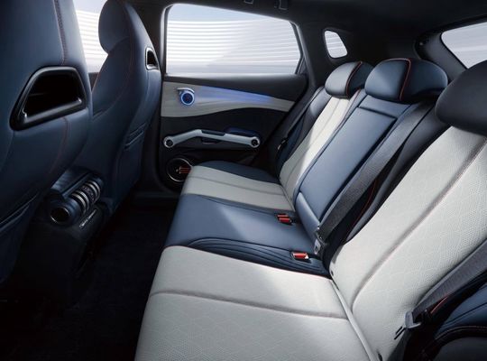 سيارات كهربائية نقية بطول 510 كم