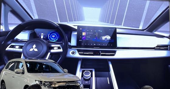 Mitsubishi Airtrek Small SUV EV سيارة كهربائية 175 كم / ساعة مدى 500 كم للبالغين