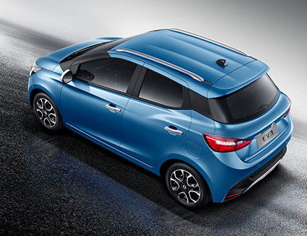 100km / h سريع السرعة سيارة كهربائية JMC EV3 الطاقة الجديدة EV سيارة سيدان 302km NEDC