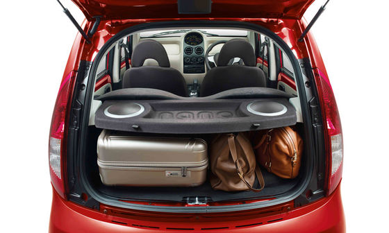 نانو ميني EV سيارات كهربائية منخفضة السرعة 100 كم / ساعة مدى 305 كم