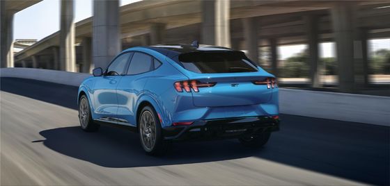 سيارات فورد الكهربائية المتوسطة عمر بطارية طويل 200 كم / ساعة السرعة القصوى