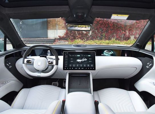 4 أبواب - 5 مقاعد - سيارات كهربائية كبيرة Avita 11555 كم المدى 200 كم / ساعة السرعة القصوى