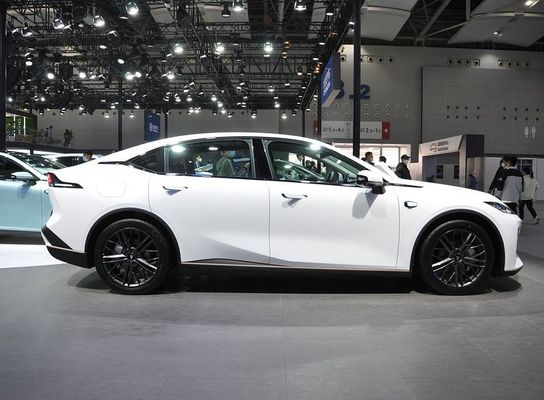 Changan Sl03 سيارات كهربائية عالية الأداء بخمسة أبواب وخمسة مقاعد وأربع عجلات