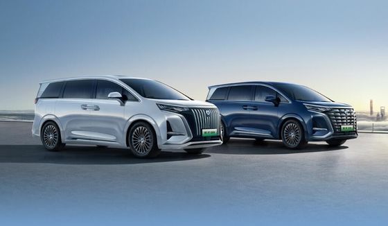 Denza D9 MPV EV سيارة 571nm بطارية ليثيوم حديد 4WD سيارات الدفع الرباعي الكهربائية 180 كم / ساعة