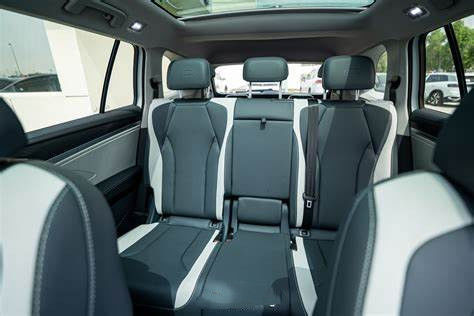 601km طويلة المدى EV سيارات Volkswagen Id. 6 كروز بيور + سيارة دفع رباعي كهربائية 7 مقاعد