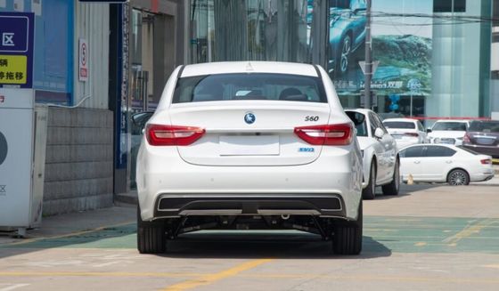 Dongfeng Forthing Pure Electric Cars PHEV New Energy Family EV سيارة 150 كم / ساعة