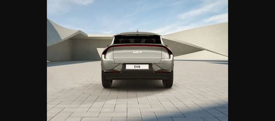 السيارة الكهربائية للطاقة الجديدة من نوع كيا EV6 على بعد 671 كم