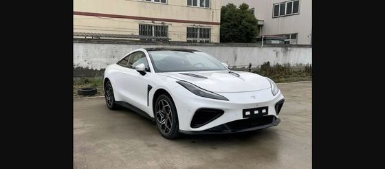 64.27كيلوواط مركبات تعمل بالبطارية @ NEZHA GT 560km المدى توفير الطاقة 2 باب 4 مقعد سيارة رياضية صلبة