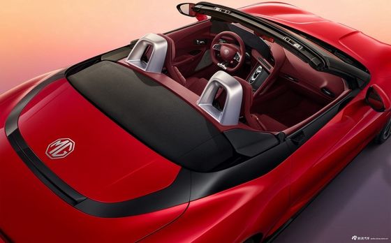 سيارات الكهرباء النقية من طراز "إم جي سايبرستر" ذات نطاق 501 كم وسرعة 193 كم