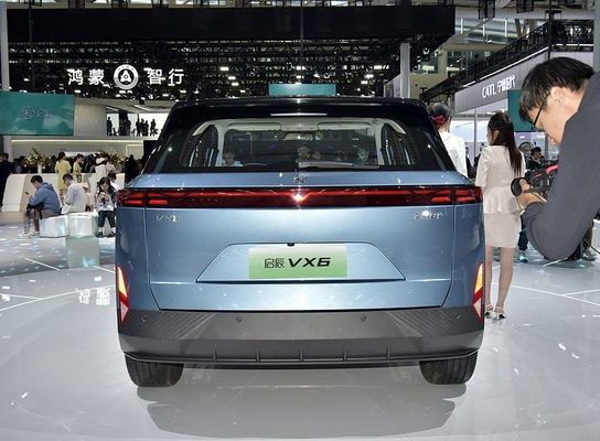 طراز Dongfeng VenuciaS New EV: VX6 5door/Seats عائلة SUV الكهربائية النقية CLTC520km 165km/H