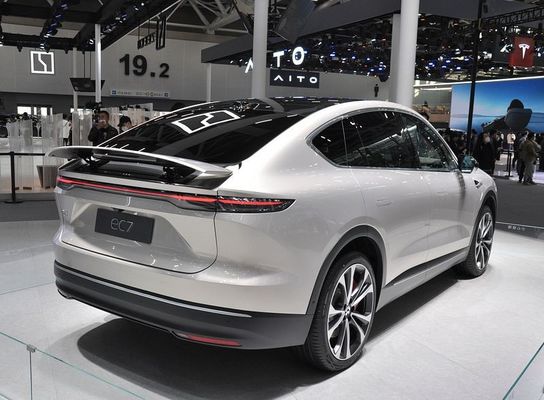 سيارة كهربائية بمعدل 75 كيلوواط مع محرك يقدم 480 كيلوواط