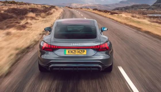 2023 أودي e-Tron GT السيارة الكهربائية الأربعة الأبواب النهائية مع 673 حصان 480 كم CLTC و 93.4 كيلوواط سعة البطارية