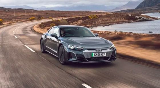 2023 أودي e-Tron GT السيارة الكهربائية الأربعة الأبواب النهائية مع 673 حصان 480 كم CLTC و 93.4 كيلوواط سعة البطارية