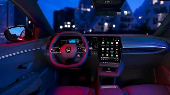 تجربة قيادة طويلة الأمد على بطارية رينو ميجان E-Tech بقدرة 40/60 كيلوواط في الساعة مع ما يقرب من 158/208 ميل