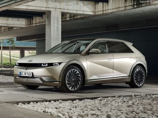 عائلة جديدة من السيارات الكهربائية الكاملة من هيونداي Ioniq5 ساحر، تصميم مستقبلي مع 430km النطاق