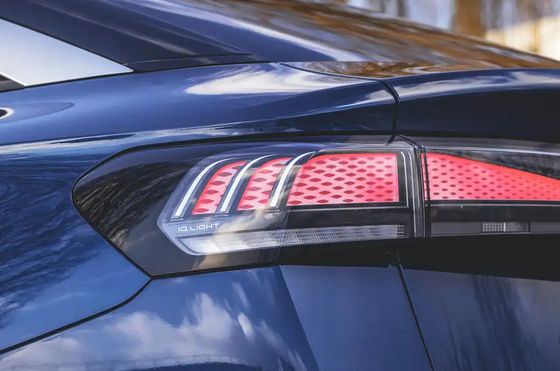 فولكس فاجن إد 7 سيارة جديدة مع 155max سرعة 204 حصان