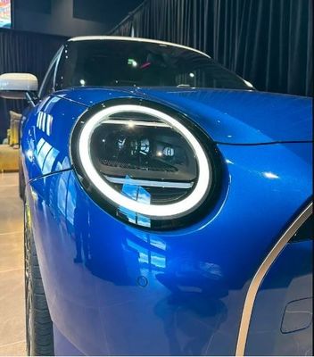 قادمة إلى عام 2024 أحدث ميني كوبر كهربائية نقية باب 4/5 مقاعد مع غرفة كبيرة