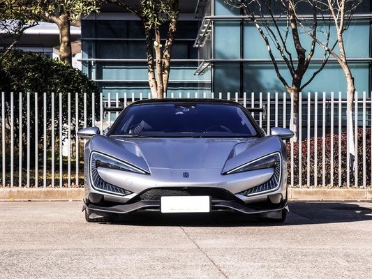 بي واي دي يانغ وانغ U9 سيارة رياضية عالية المستوى 300 كم / ساعة كهربائية نقية 1306 حصان