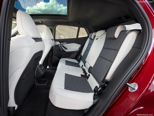 بيع ساخن سيارة كهربائية طويلة المدى 2024 لبي ام دبليو إكس2 449 كيلومتر السرعة العالية سيارة الطاقة الجديدة