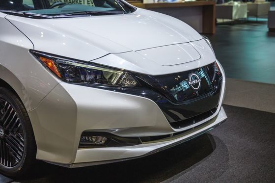 بدون بنزين مع نطاق 180 ميل للسفر المحلي في 2024 نيسان ليف S هاتش بيك سيارات الطاقة الجديدة