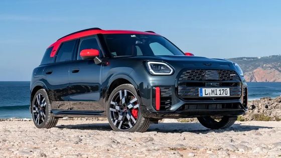 2024 سيارة كهربائية نقية ميني كوبر Countryman E عائلة SUV مع شكل مربع 462km مدى مع 150km من طاقة المحرك