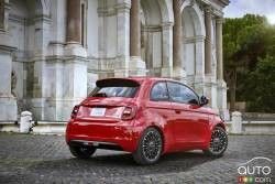 2024 FIAT 500e FWD سيارات كهربائية مصغرة بطارية 42 كيلوواط مع سرعة قصوى 94 ميل في الساعة