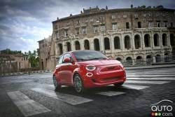 2024 FIAT 500e FWD سيارات كهربائية مصغرة بطارية 42 كيلوواط مع سرعة قصوى 94 ميل في الساعة