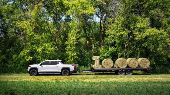 شفروليه سيلفرادو إلكترونية جديدة من طراز 2024 مع مدى إقليمية مذهل يبلغ 450 ميل