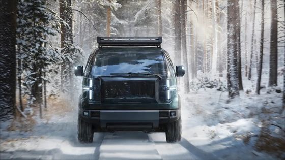 شاحنة "تراك كانو" مصممة خصيصاً بسرير طوله 8 أقدام مع سعة كبيرة في الداخل