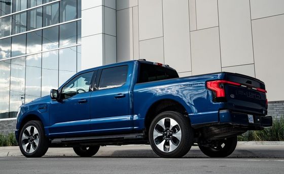 السيارة الكهربائية فورد F-150 الإضاءة شاحنة كهربائية نقية ذات نطاق واسع وتخزين ضخم