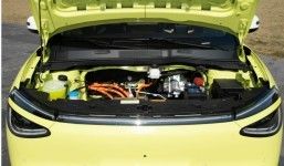 أحدث السيارات النقية للطاقة الكهربائية (دونغفينغ نامي 01 هاتش بيك) والسيارة ذات النطاق المذهل والبطارية الصلبة